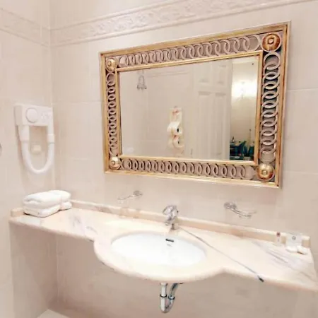 Palaiologos Luxury