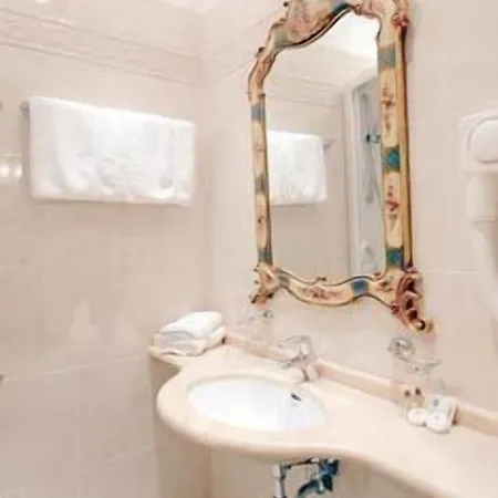 Szálloda Palaiologos Luxury 4*