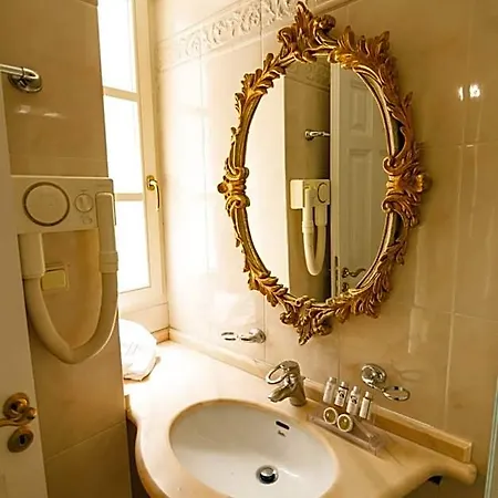 Palaiologos Luxury Hotel 4*