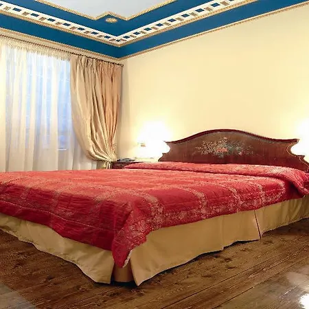 Palaiologos Luxury Szálloda 4*